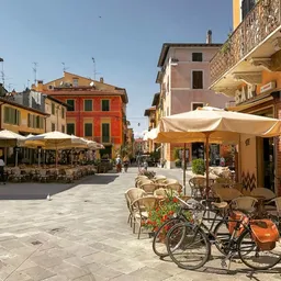 Piazza del centro di Pietrasanta